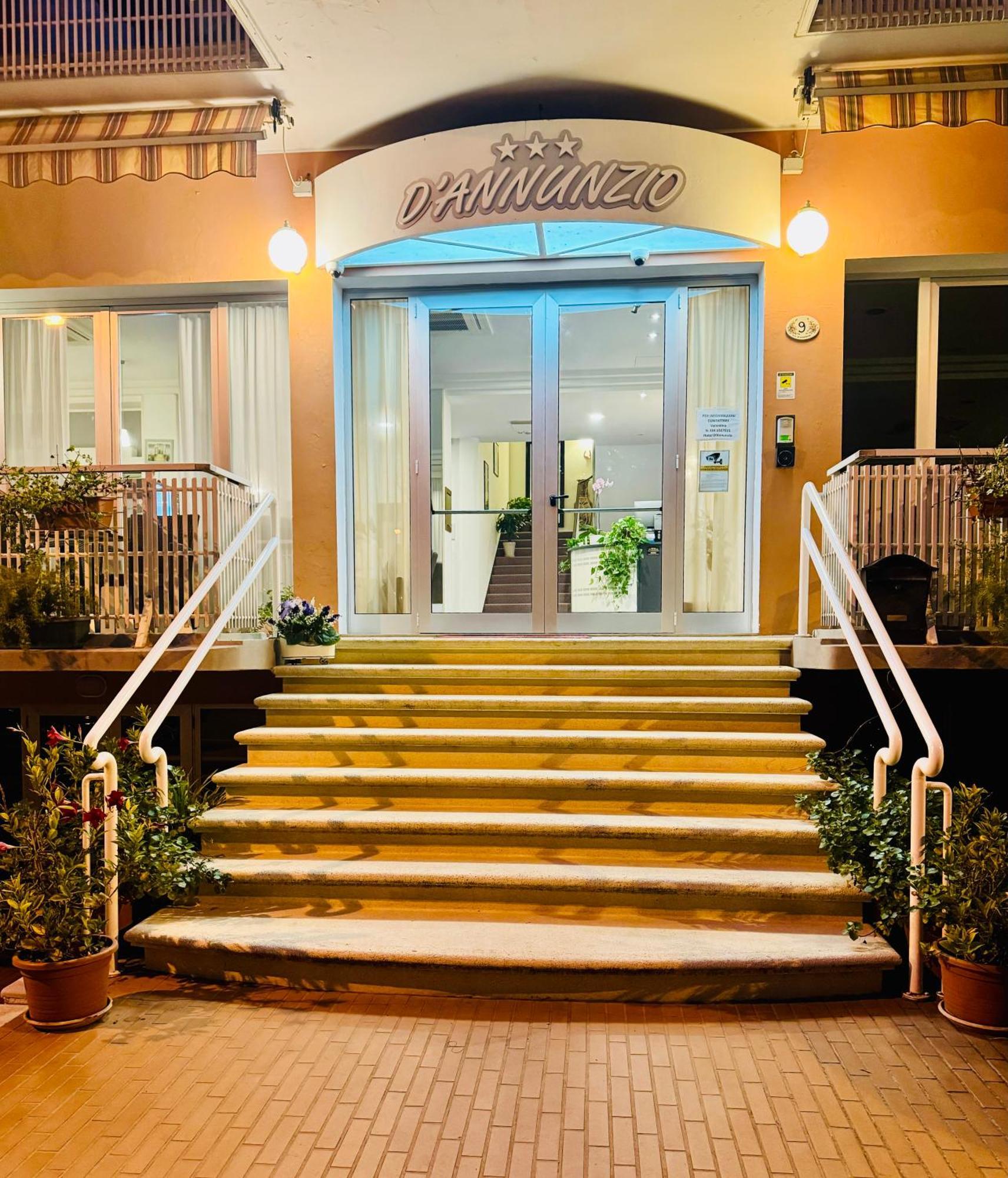Hotel D'Annunzio Cattolica Exterior photo